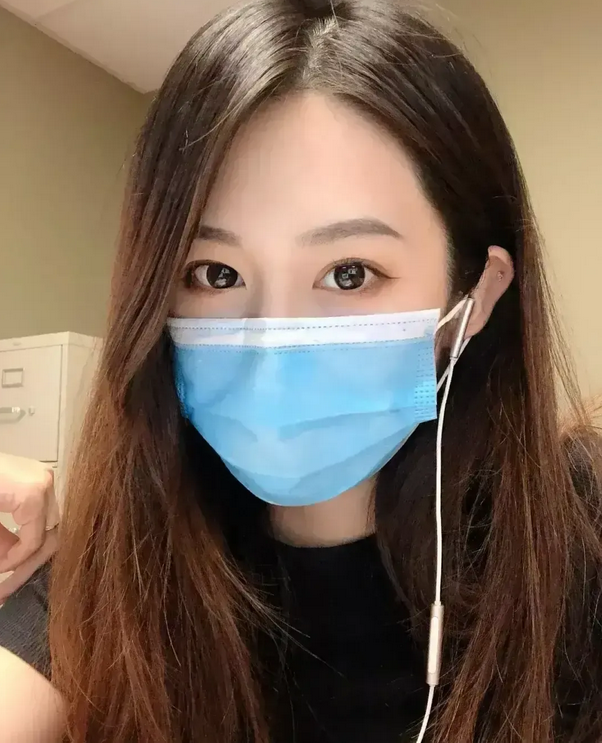 为何女性戴口罩后看起来要更加的好看? - 知乎