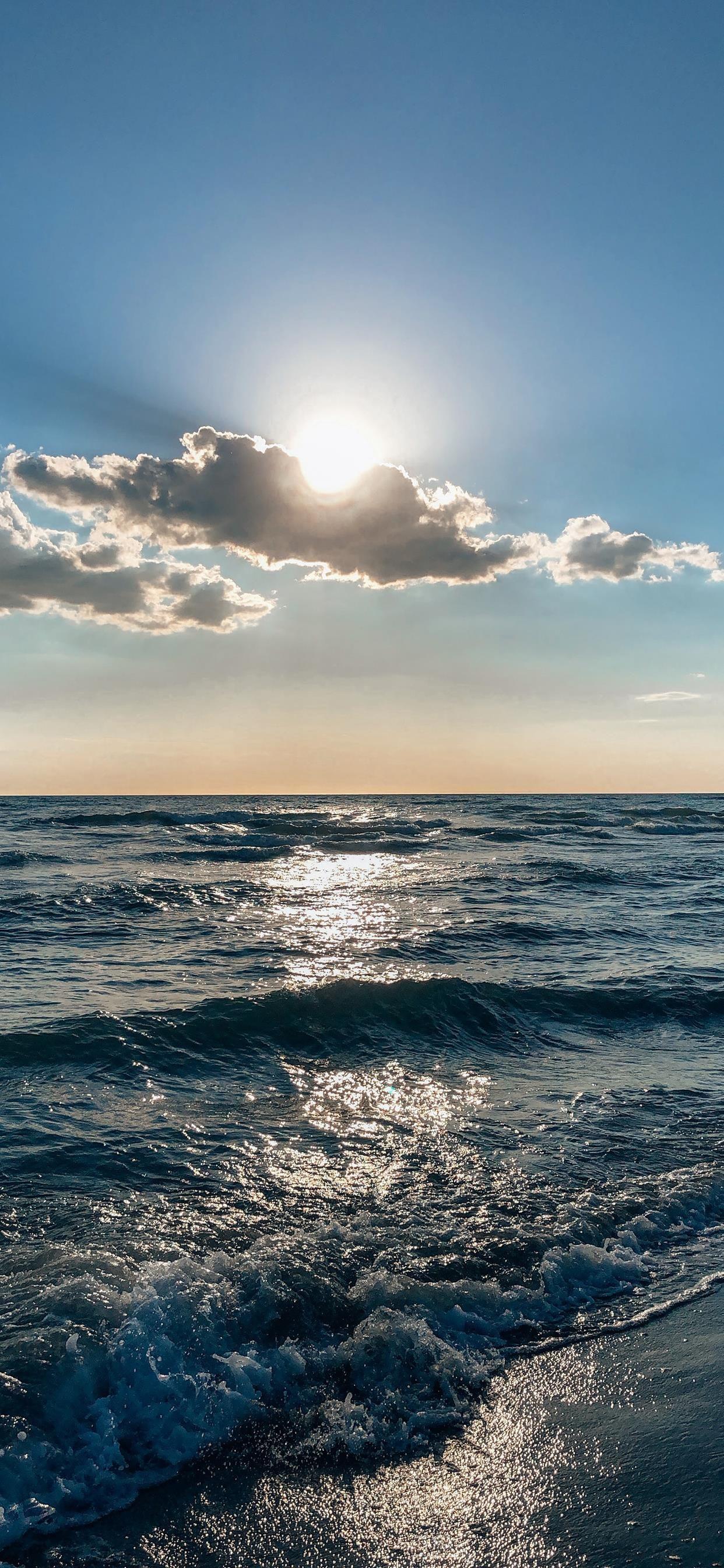 你有哪些珍藏的全面屏壁纸? - 知乎