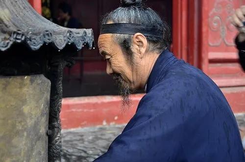 结识的一位老道长说：人的生命是有能量的 - 知乎