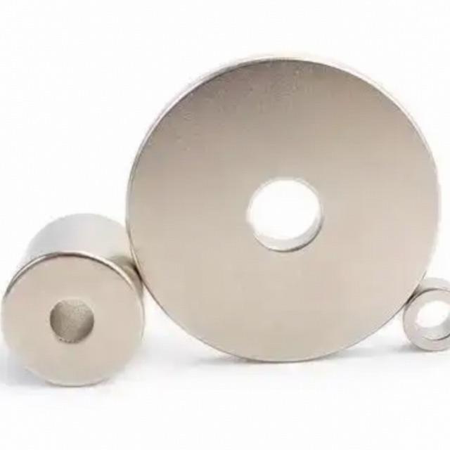 金子为什么是金色，而不是普通金属的银色？