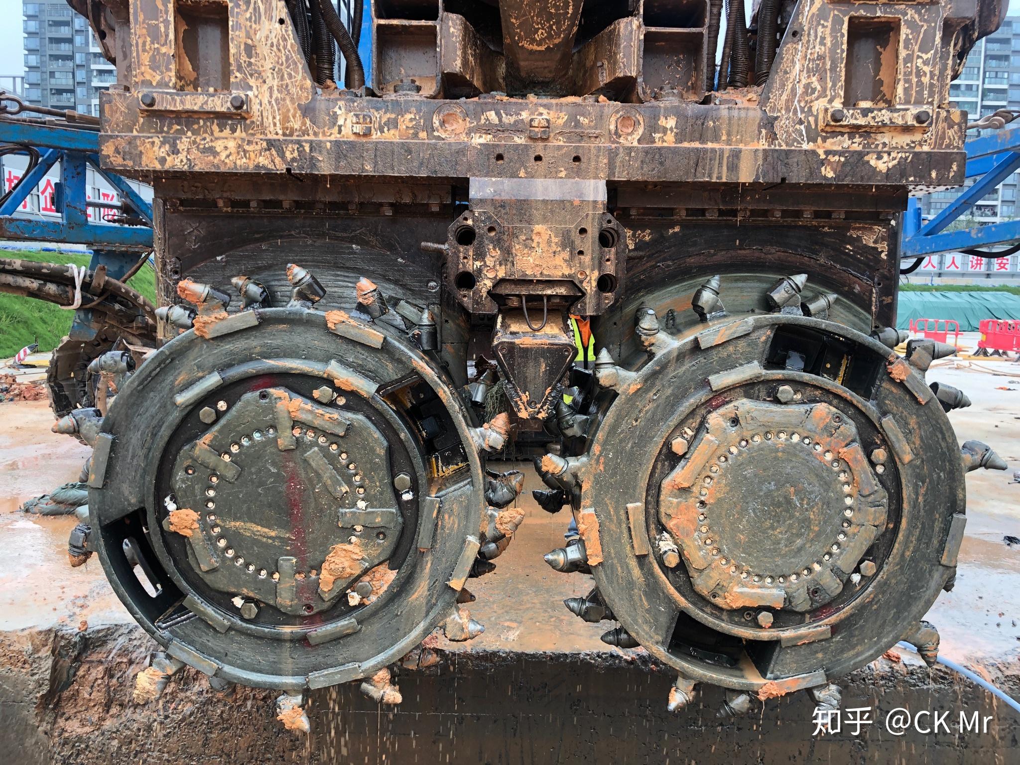 地连墙的铣槽机和成槽机有什么区别? - 知乎