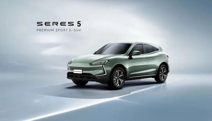 助力中国品牌走向世界赛力斯seres5在挪威完成欧洲首批交付