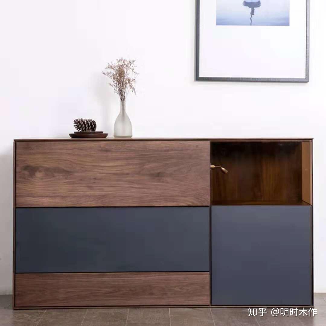 家里全用深色胡桃木色的柜体配白色柜门这样可以吗好看嘛