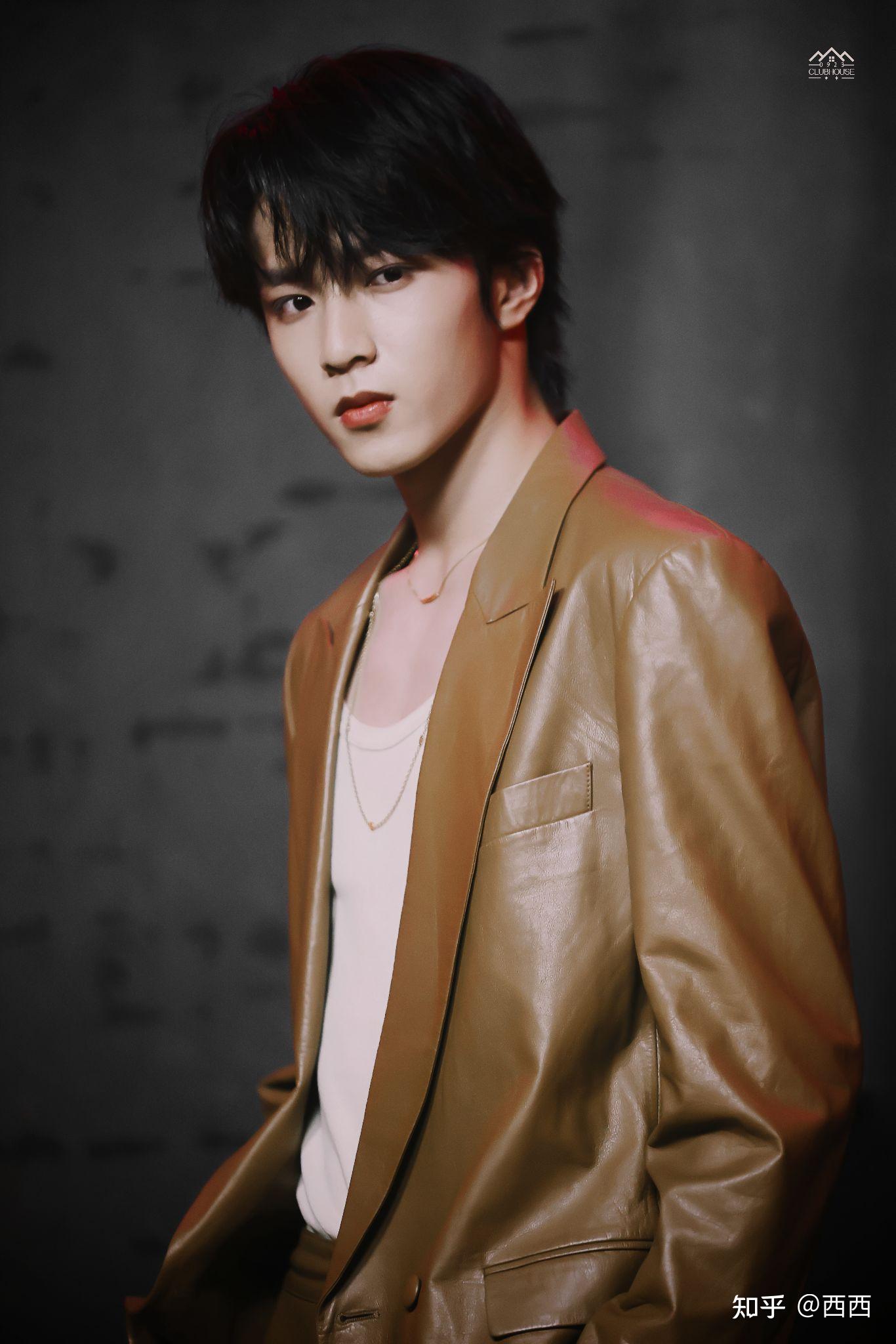 刘耀文的穿搭风格是怎样的呢? - 知乎