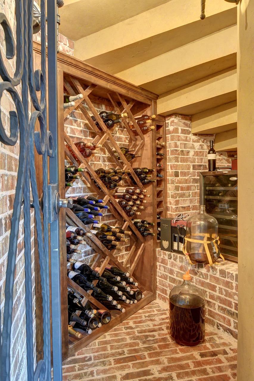 家里酒柜如何装饰