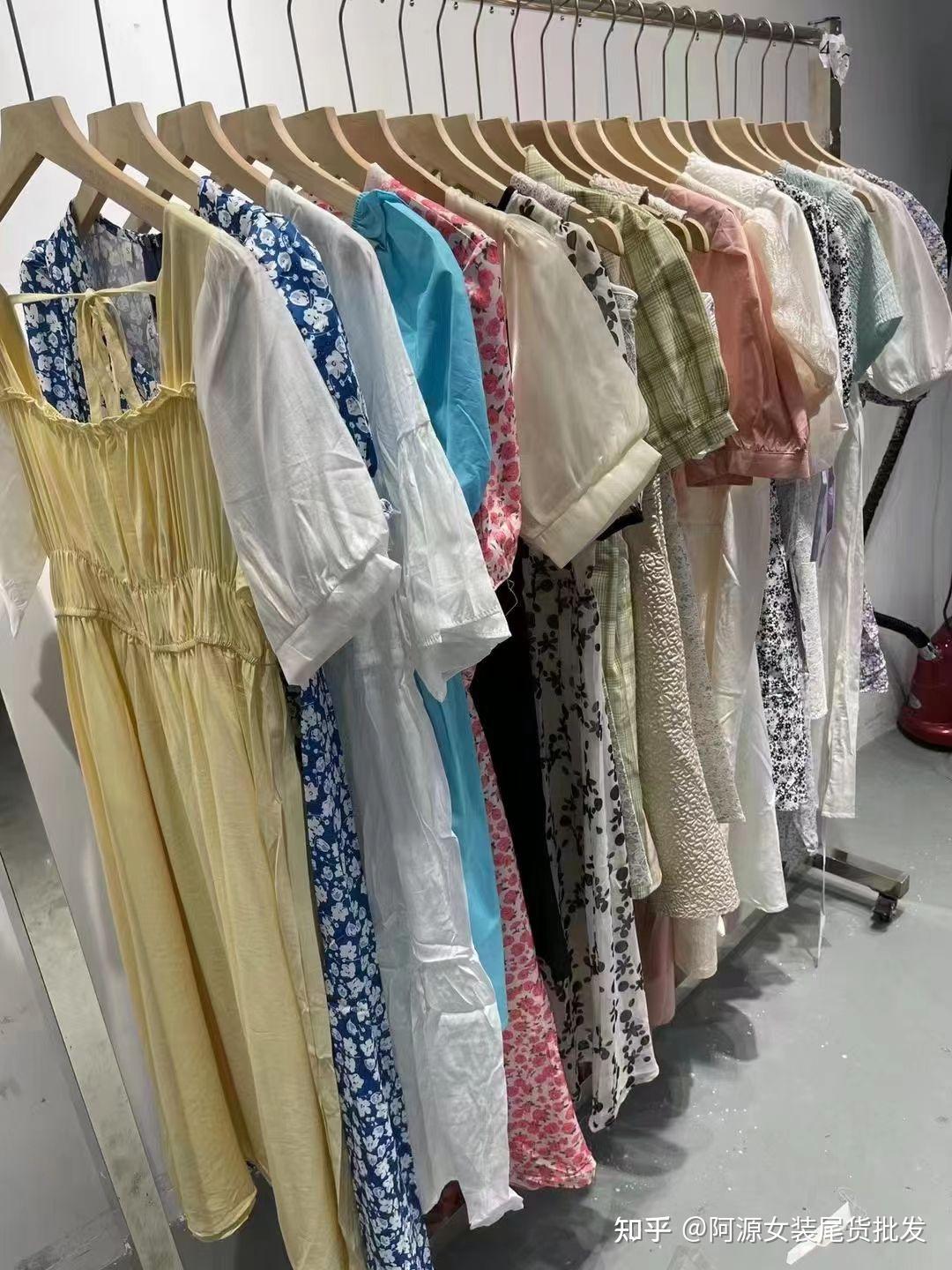 作为新手想去搞服装来摆摊卖,各位大神有啥入门防坑建议? - 知乎