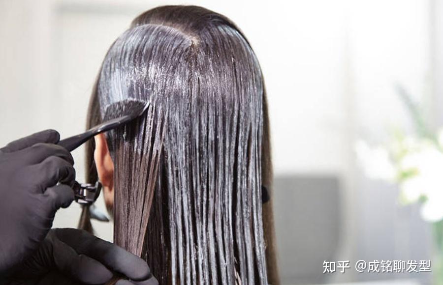 “柔顺”和“软化”有什么区别?看懂这三个细节,做头发不翻车 - 知乎