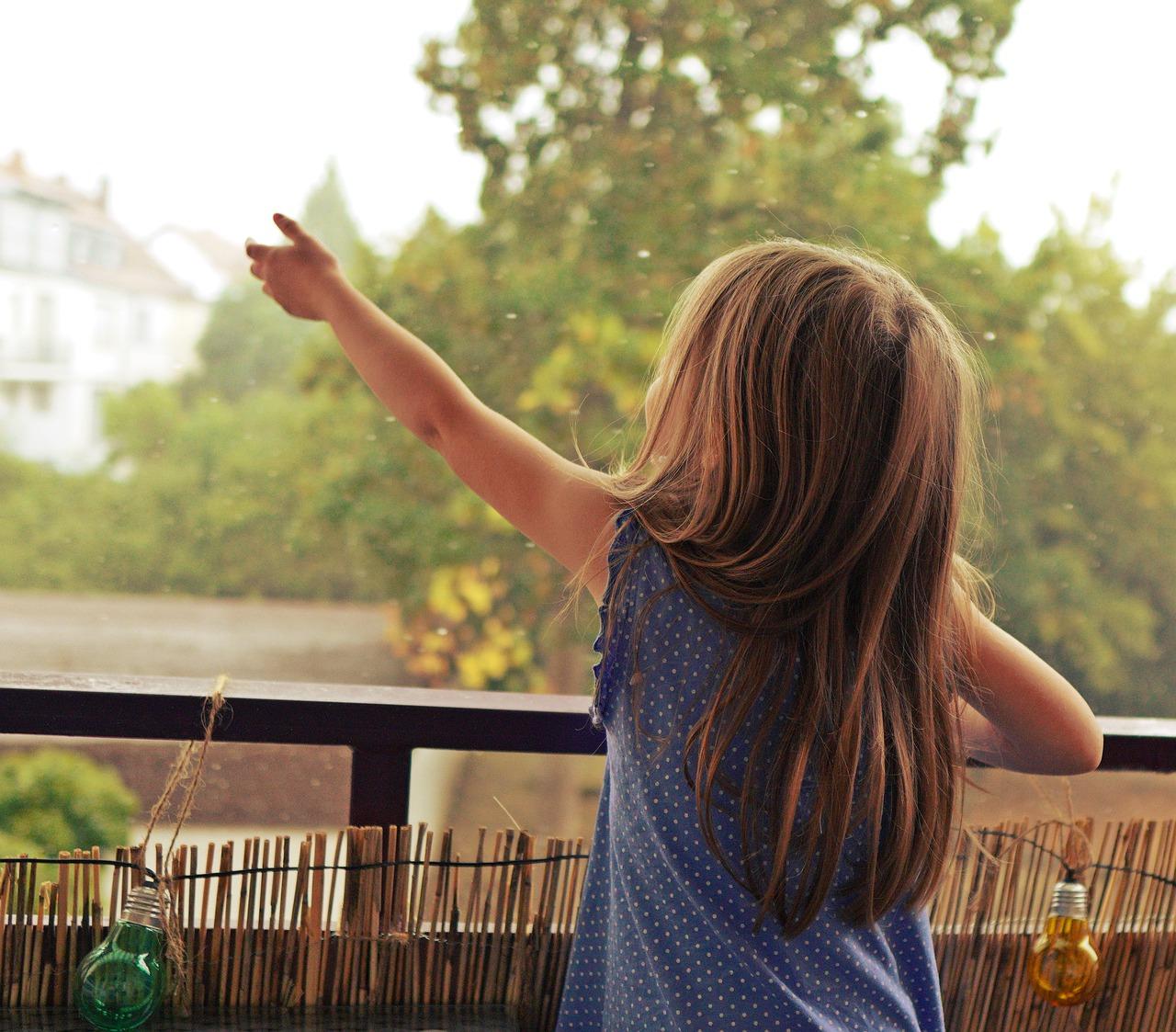 阳台如何防止飘雨