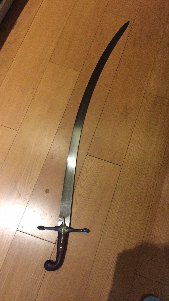波斯舍施尔弯刀的劈砍性能相比日本刀怎么样