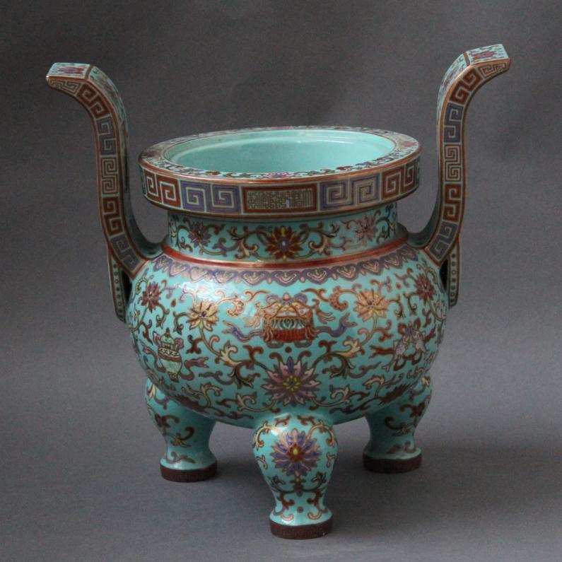 唐物 粉彩龍紋香炉 大清乾隆年製 款 中国美術 古玩 SN812 唐物 粉彩龍紋香炉 大清乾隆年製 款 中国美術 古玩 SN812 唐物 粉彩龍