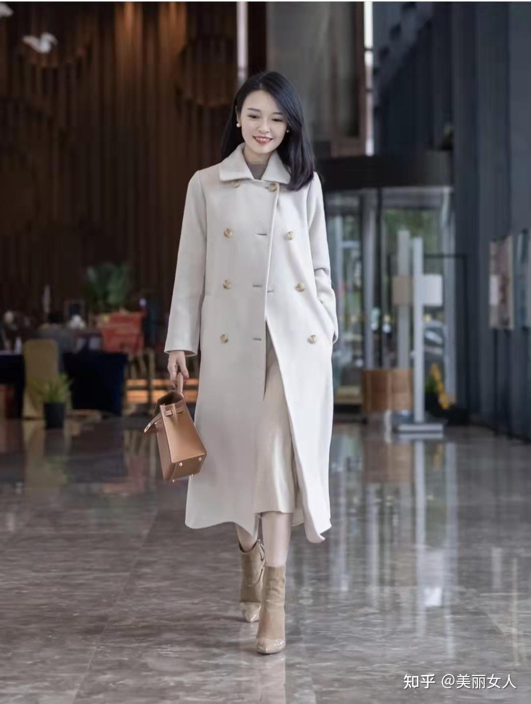 上海女生的“大衣穿搭”太有范儿了！随性高级，照着穿保准美 - 知乎
