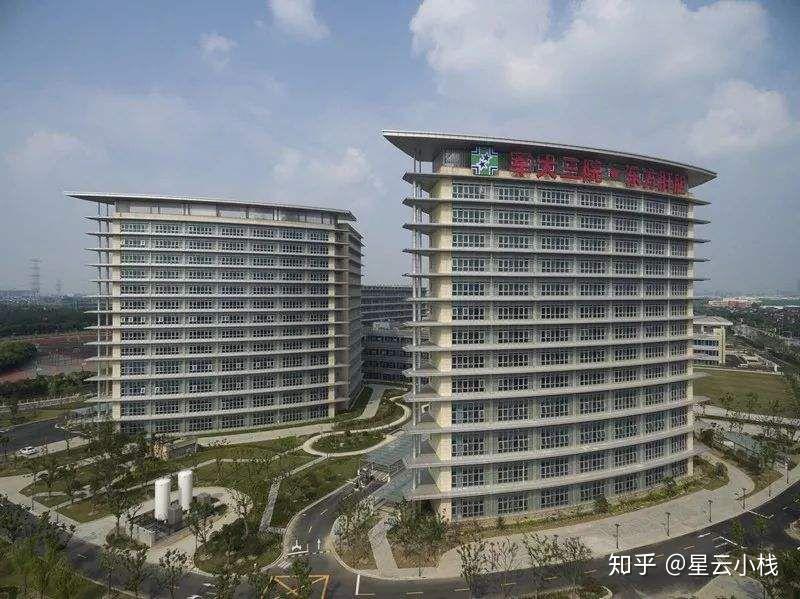 上海有几个名字包含东方肝胆医院的医院