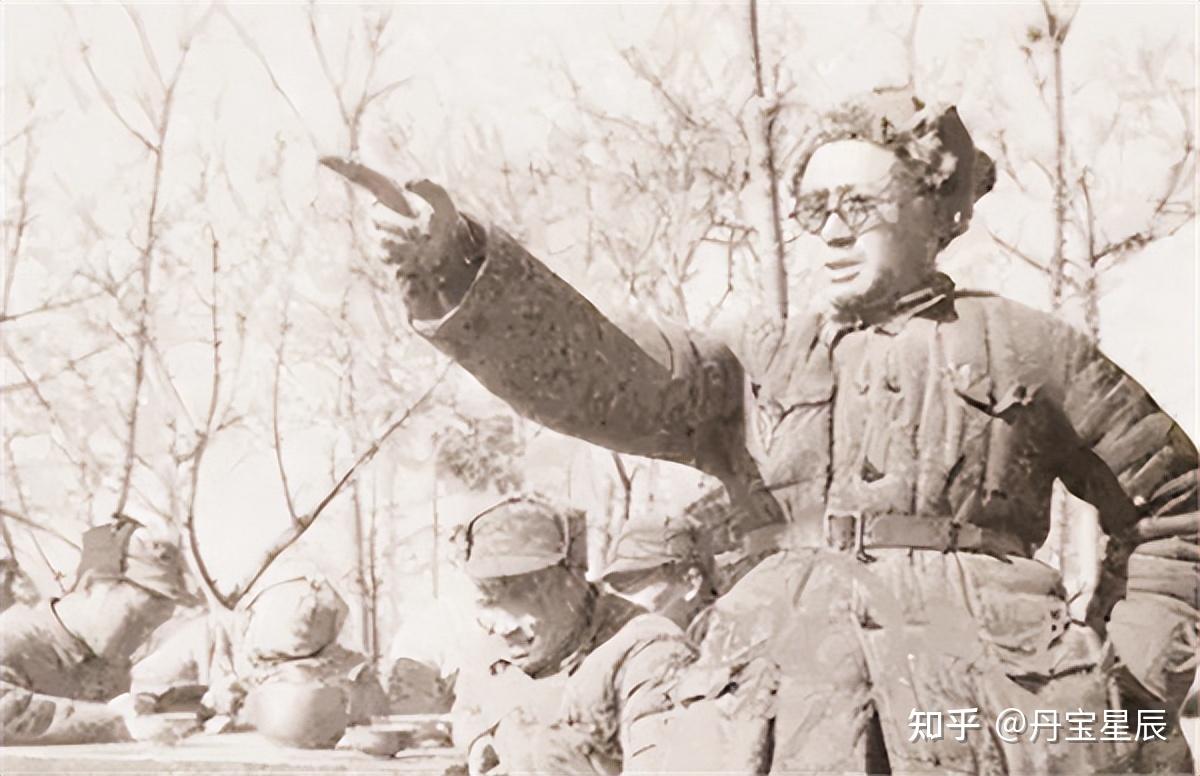 1955年刘伯承被授元帅军衔,他为啥能名列前四?几大特点无人能及 - 知乎
