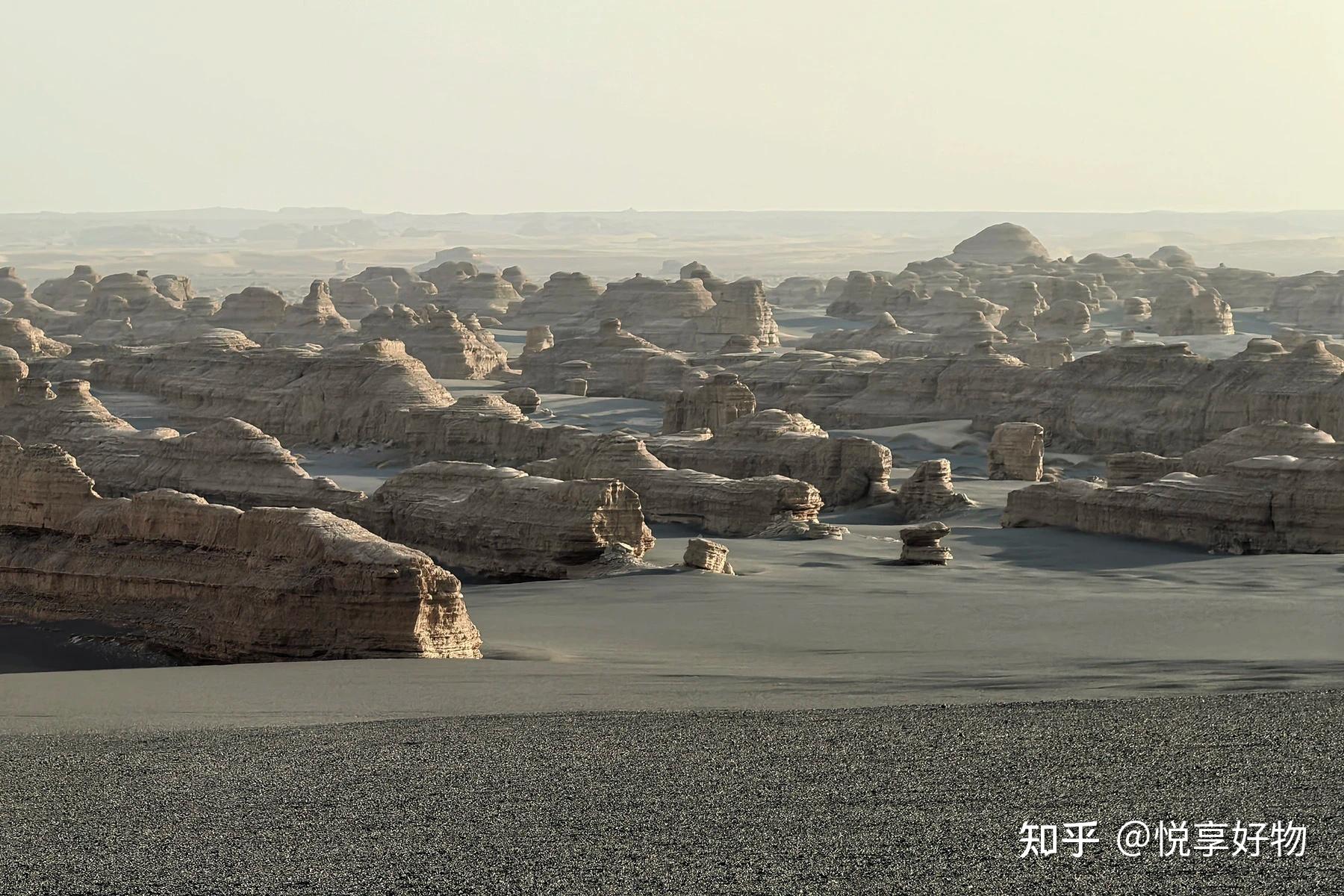 敦煌雅丹地貌:风与时间雕刻的荒漠奇观 - 知乎