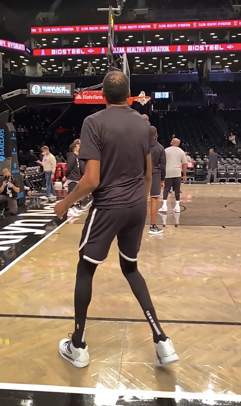 nba 21-22 赛季76 人 105:114 篮网,杜兰特 34 11 8,如何评价这场比赛