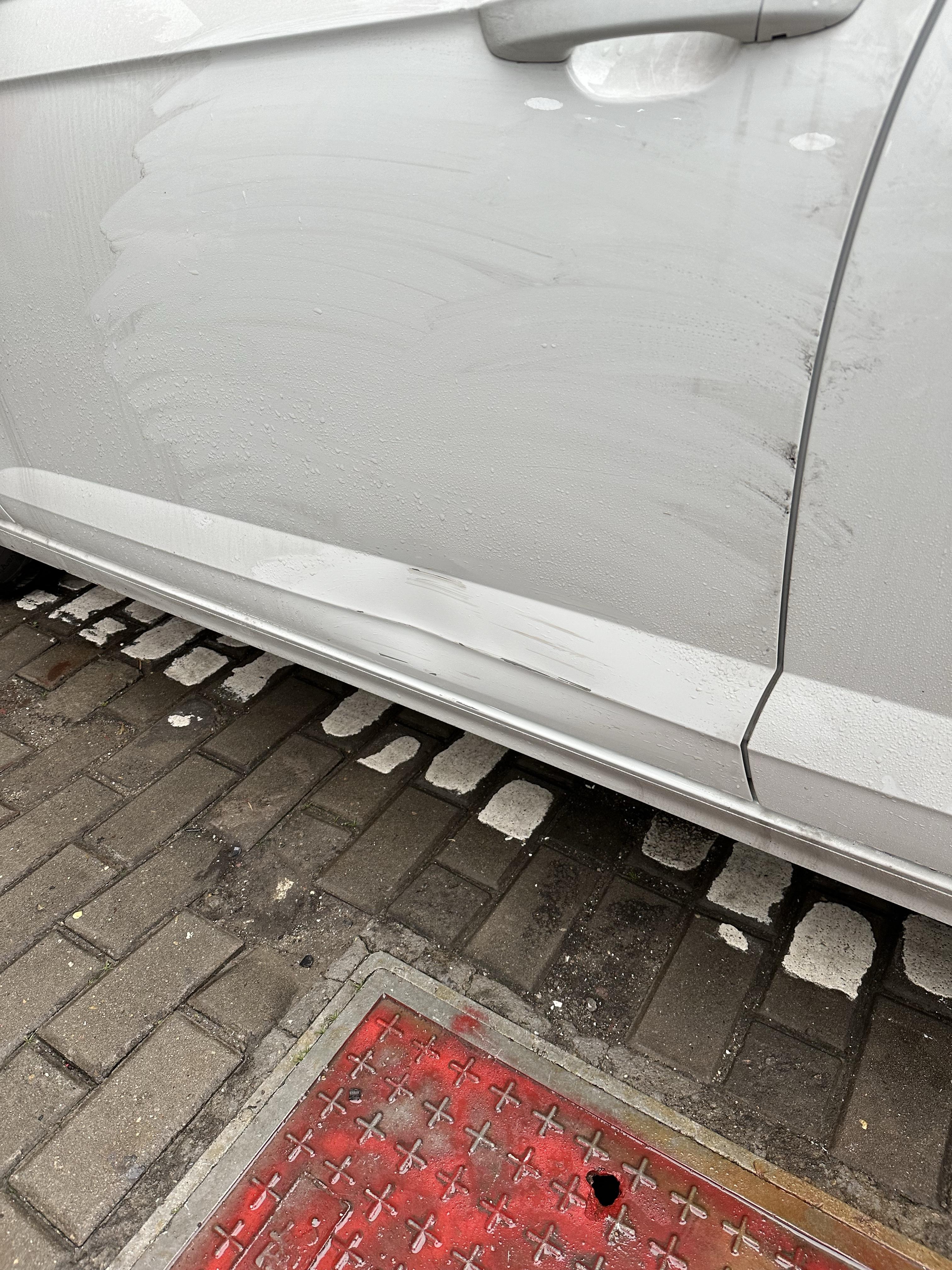 新车买来当天就剐蹭了心情很不好怎么办