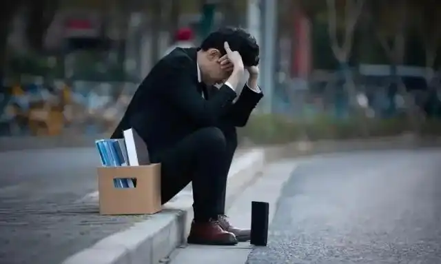 38 岁，最近单位提拔，因未及时找领导表达上进决心，也没好意思拉票，结果失败，现在各种后悔，怎么办？