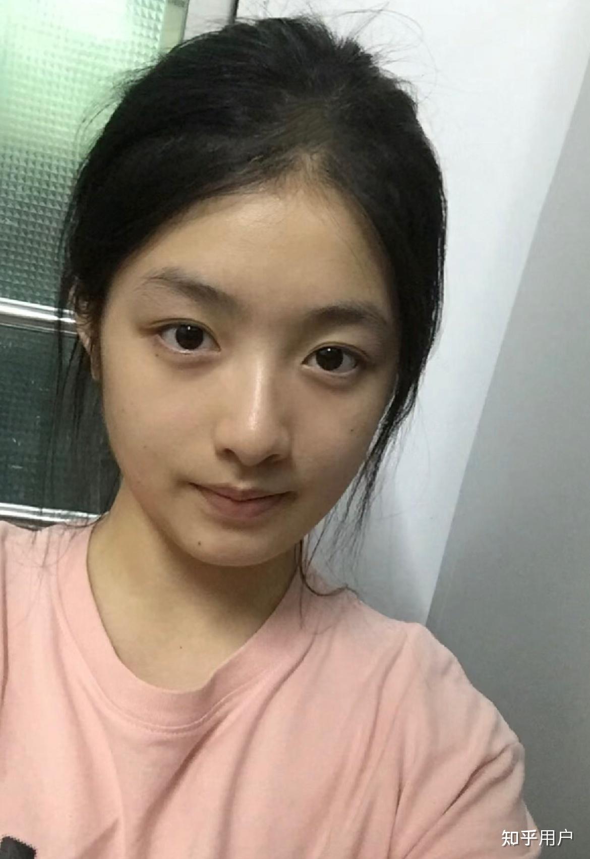 为什么中国的素颜美女这么少