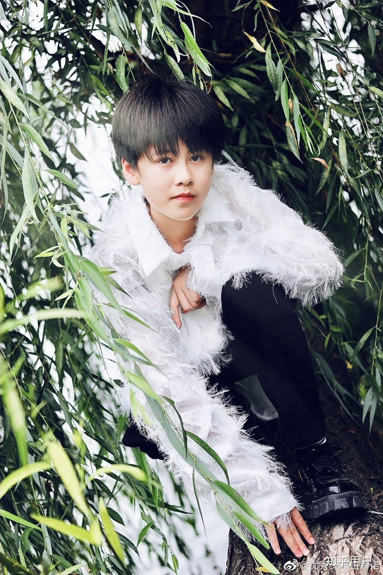 如何看待优秀少年钮裔诺? - 知乎