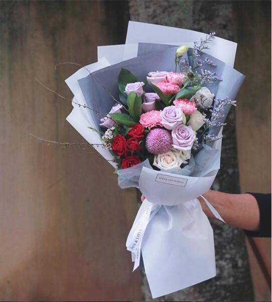 婚礼自己做手捧花实不实际呢