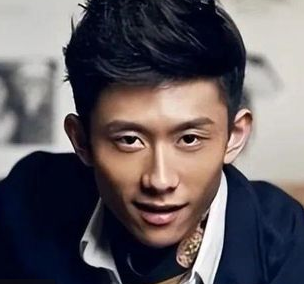 三任绯闻女友,各个颜值爆表,平平无奇的张一山到底凭啥? - 知乎