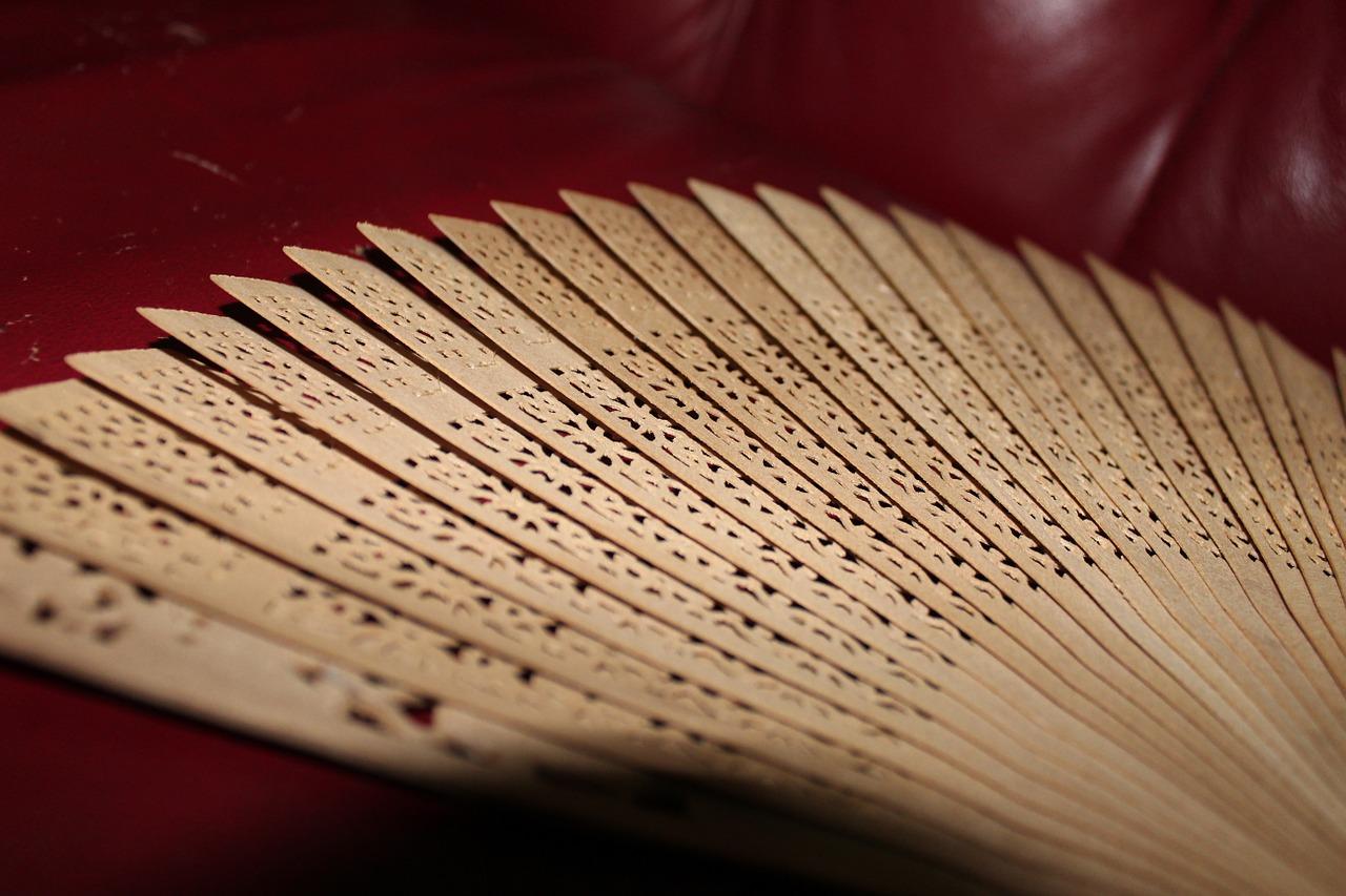 美的空调扇叶如何调上