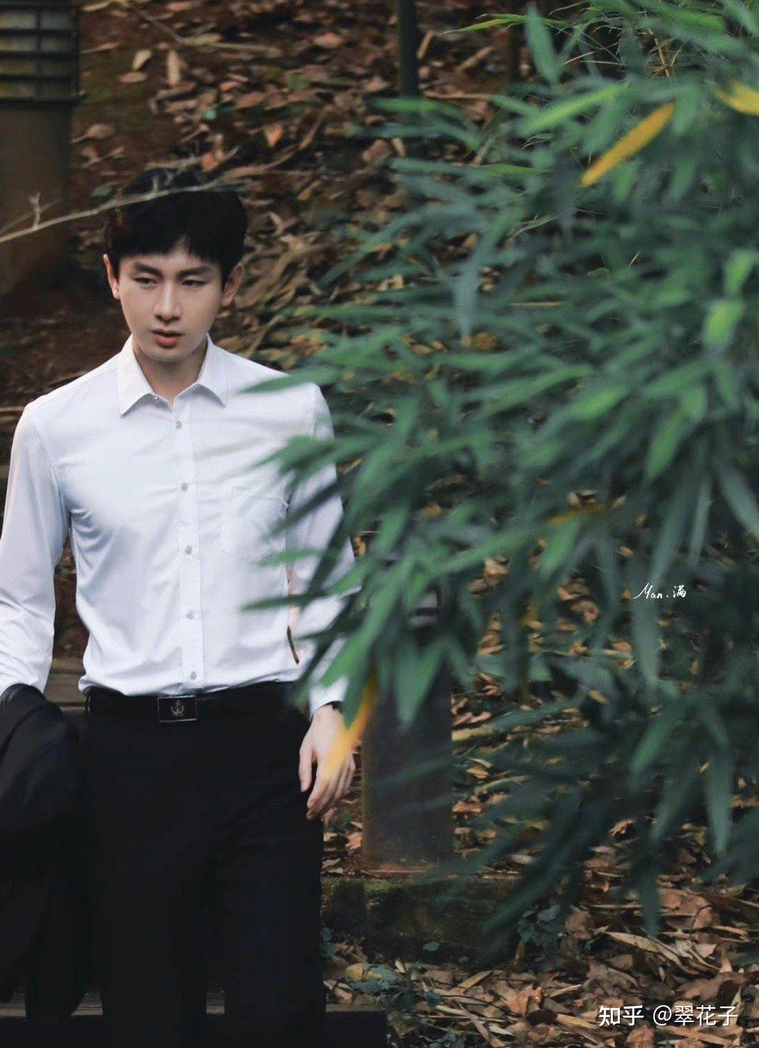 成毅的长相影响他演戏了吗? - 知乎