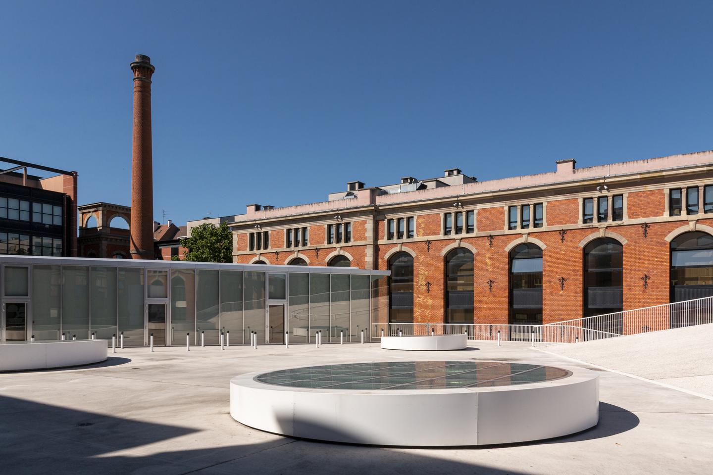 斯特拉斯堡高等商学院防疫举措展示