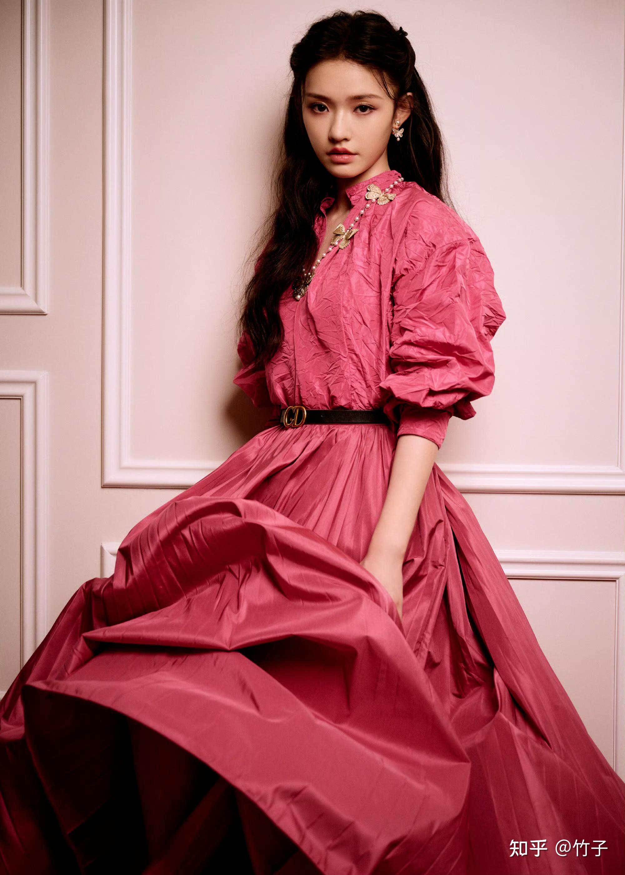 如何评价新晋「星女郎」林允?