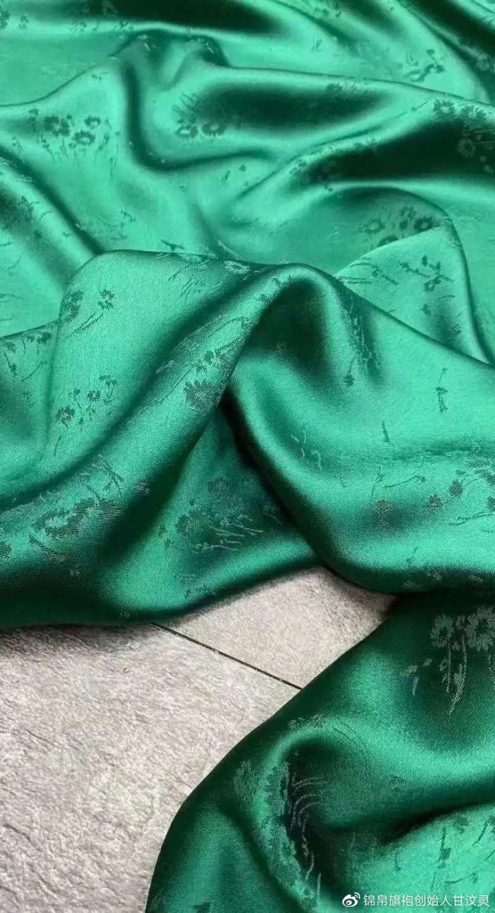 【锦帛非遗旗袍——成都工匠甘汶灵】提花,源自历史的细腻雅致 - 知乎