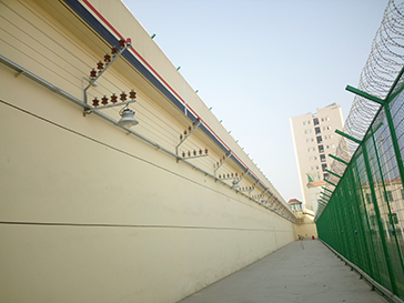 监狱周界高压电网金属线网的组成