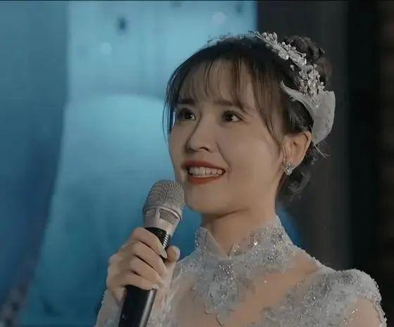 点评天花板!房琪带火了《为歌而赞》? - 知乎