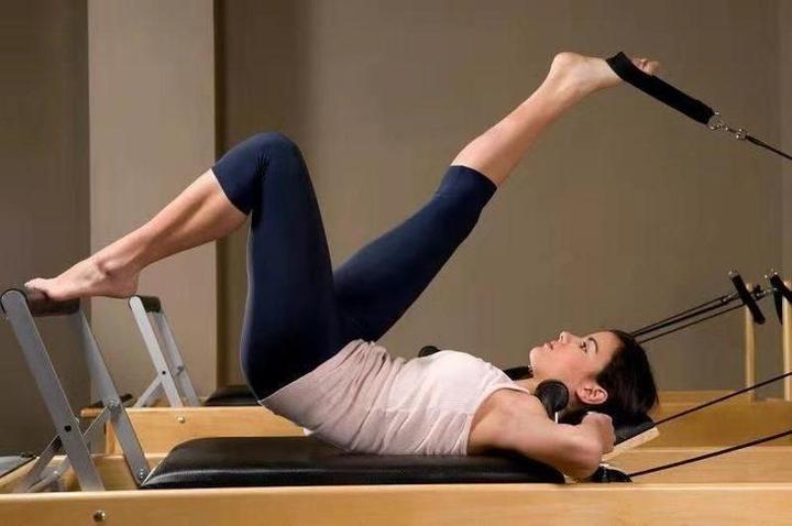 普拉提采用的呼吸