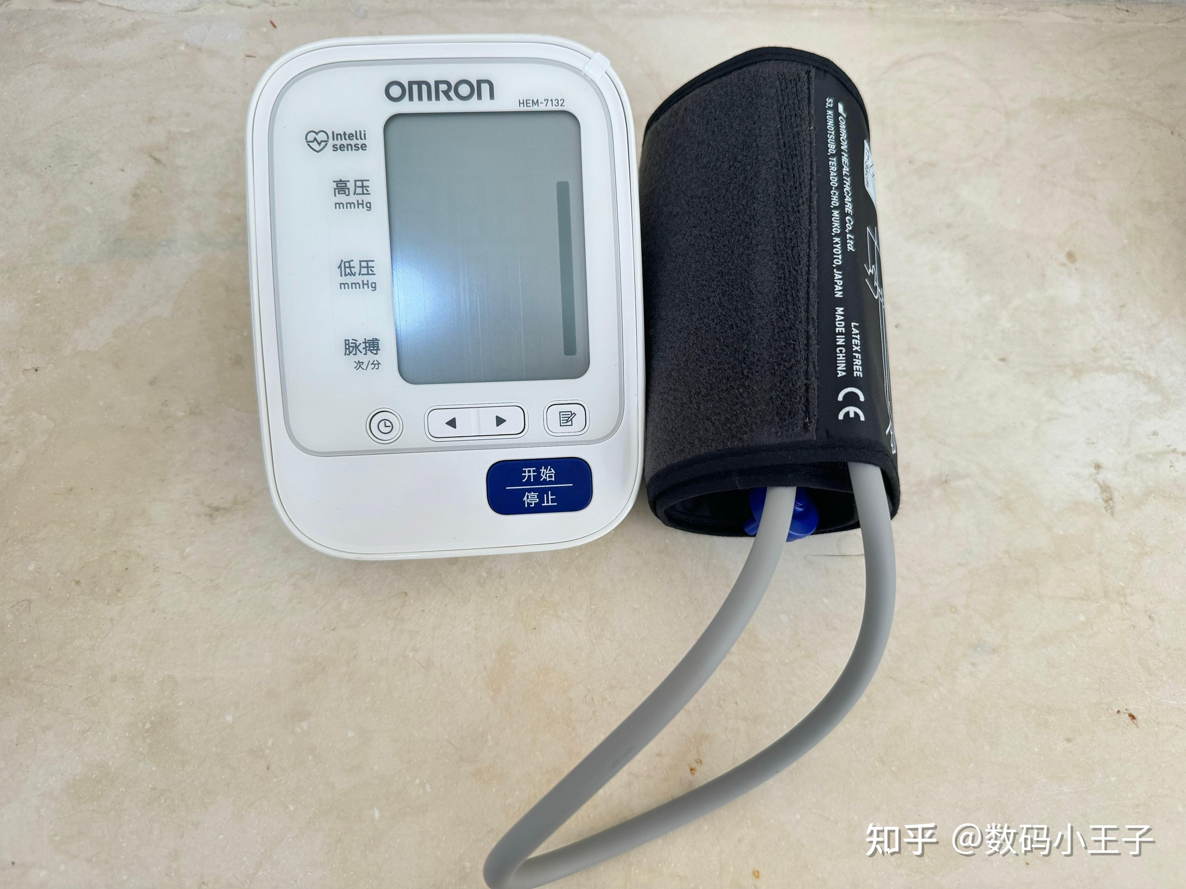 想给家里买一台血压计麻烦推荐下有什么要注意的吗