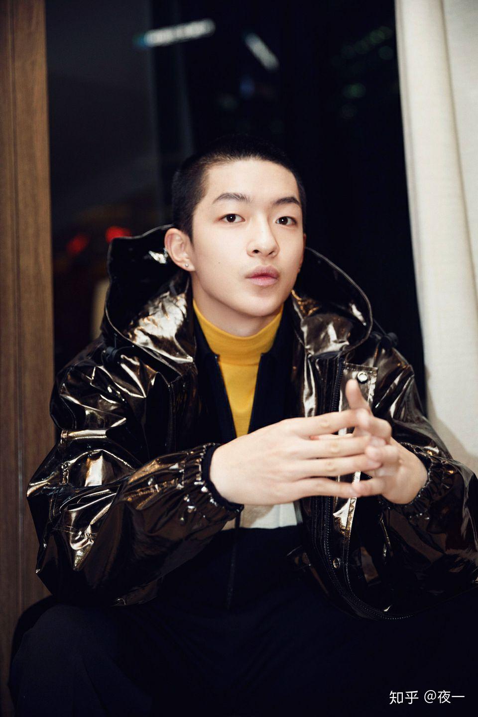 你认为屈楚萧最动人的照片是哪一张? - 知乎