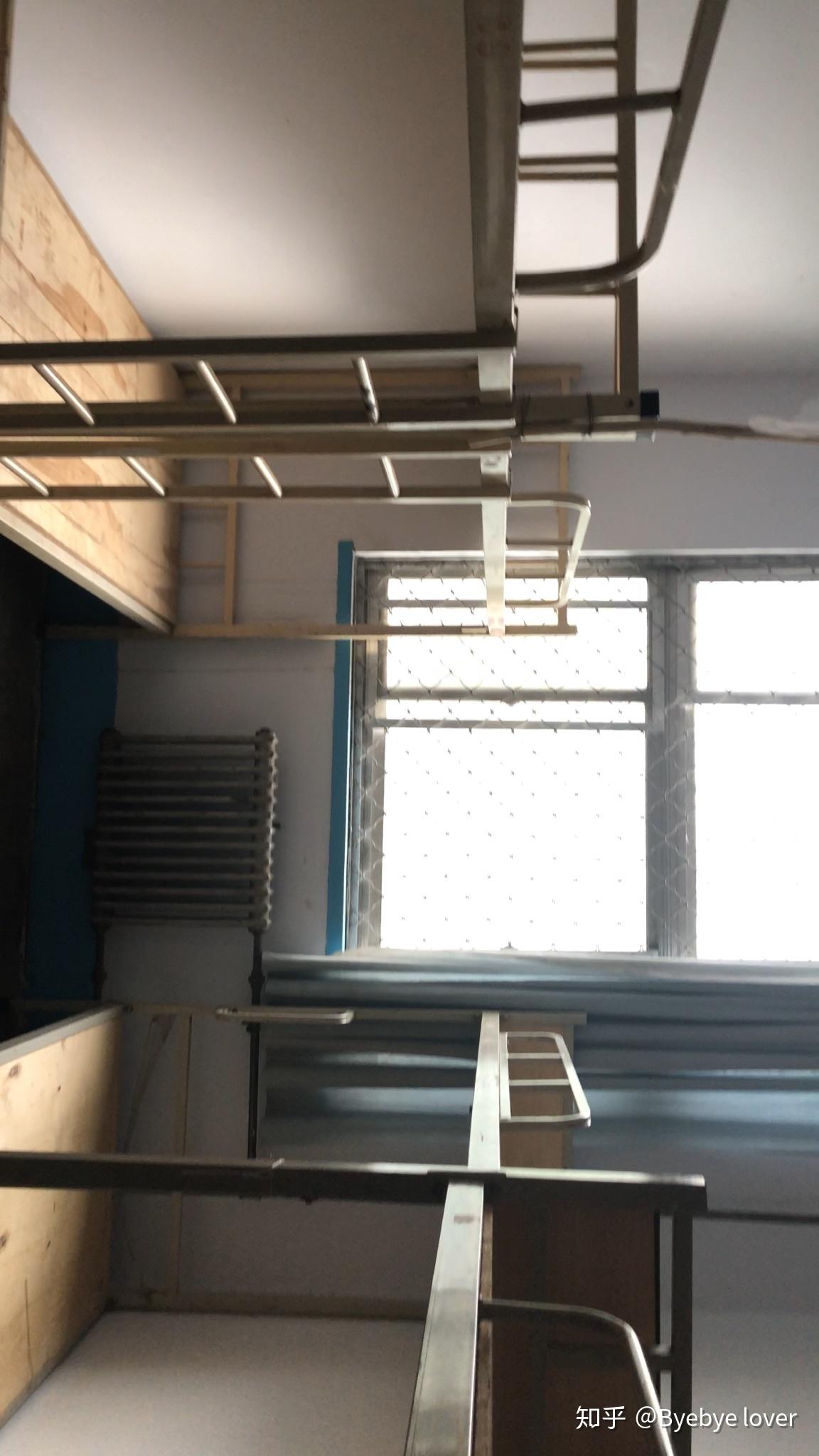 有潍坊寿光圣都中学宿舍图片吗?