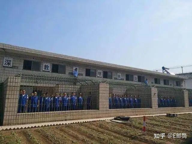 看守所里面生活是怎样的,会不会存在被欺负? - 知乎