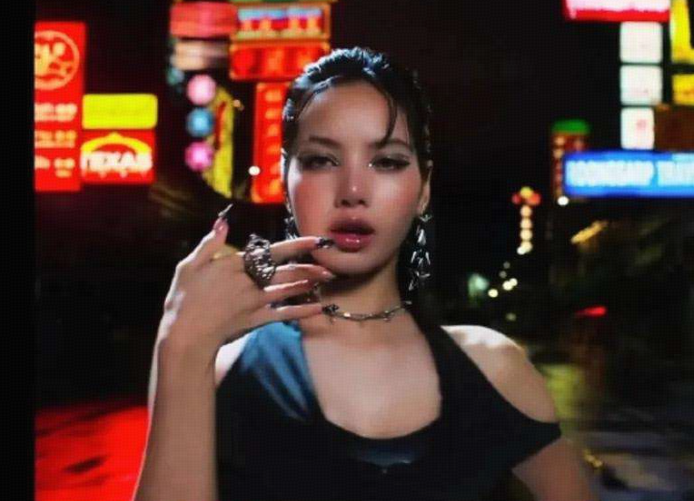 凭借邪典美人相成功覆盖之前的媚俗?时代红利算是被Lisa玩明白了 - 知乎