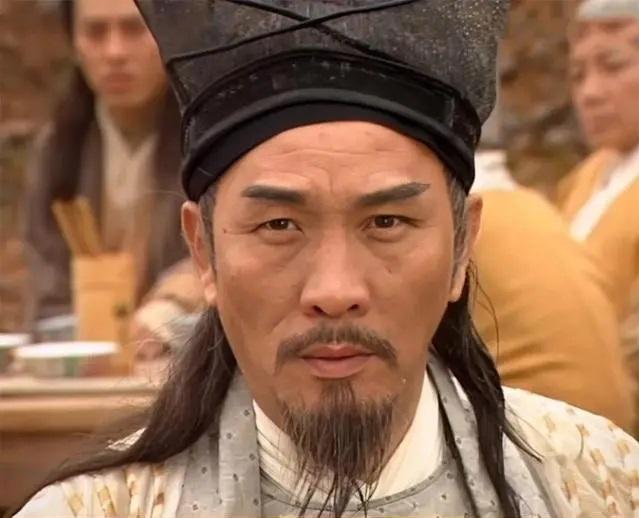 如果你穿越为笑傲江湖开篇时的岳不群要如何操作来保全和光复华山派