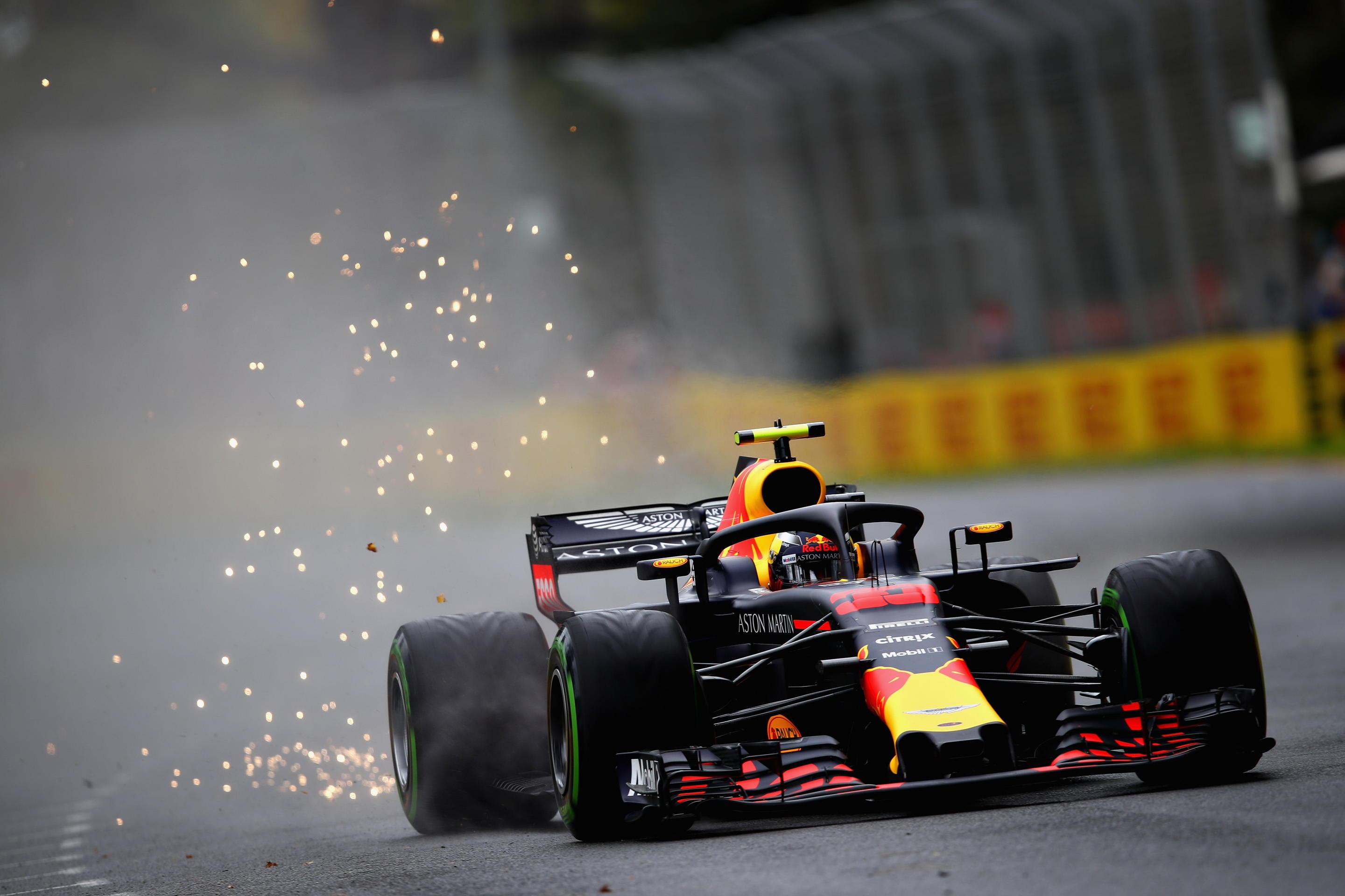 F1赛车过弯为什么不用漂移,而是减速? - 知乎