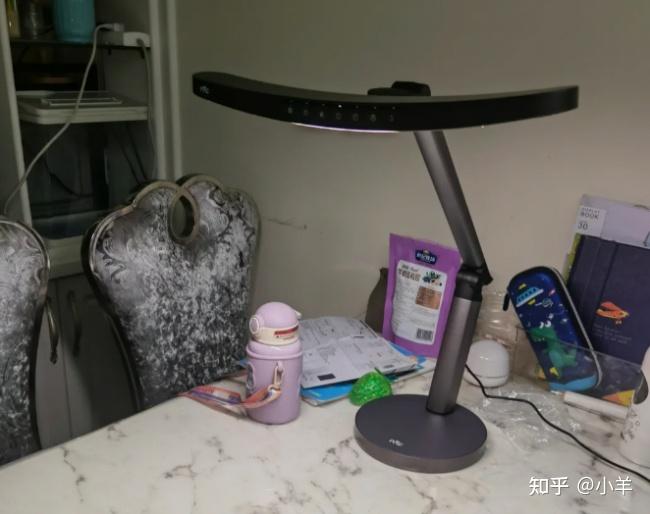 学生护眼灯哪个牌子最好？权威学生护眼台灯十大品牌排行盘点 - 知乎
