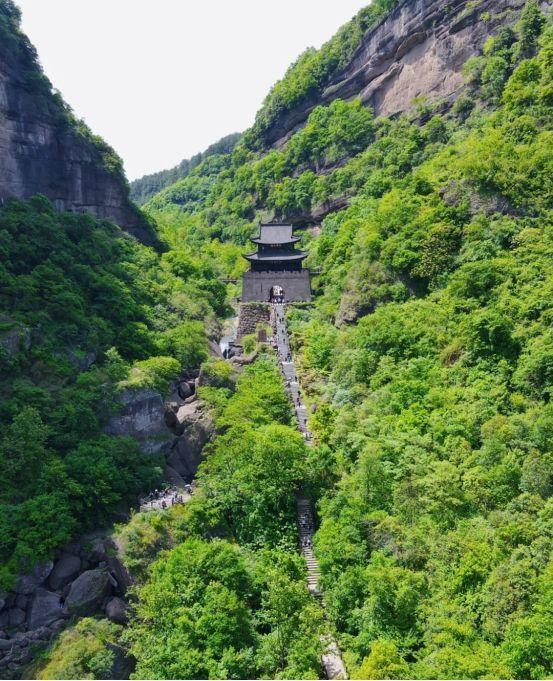 勇攀蜀道,天下雄关唯此一座-广元市剑门关,一夫当关万夫莫开! - 知乎