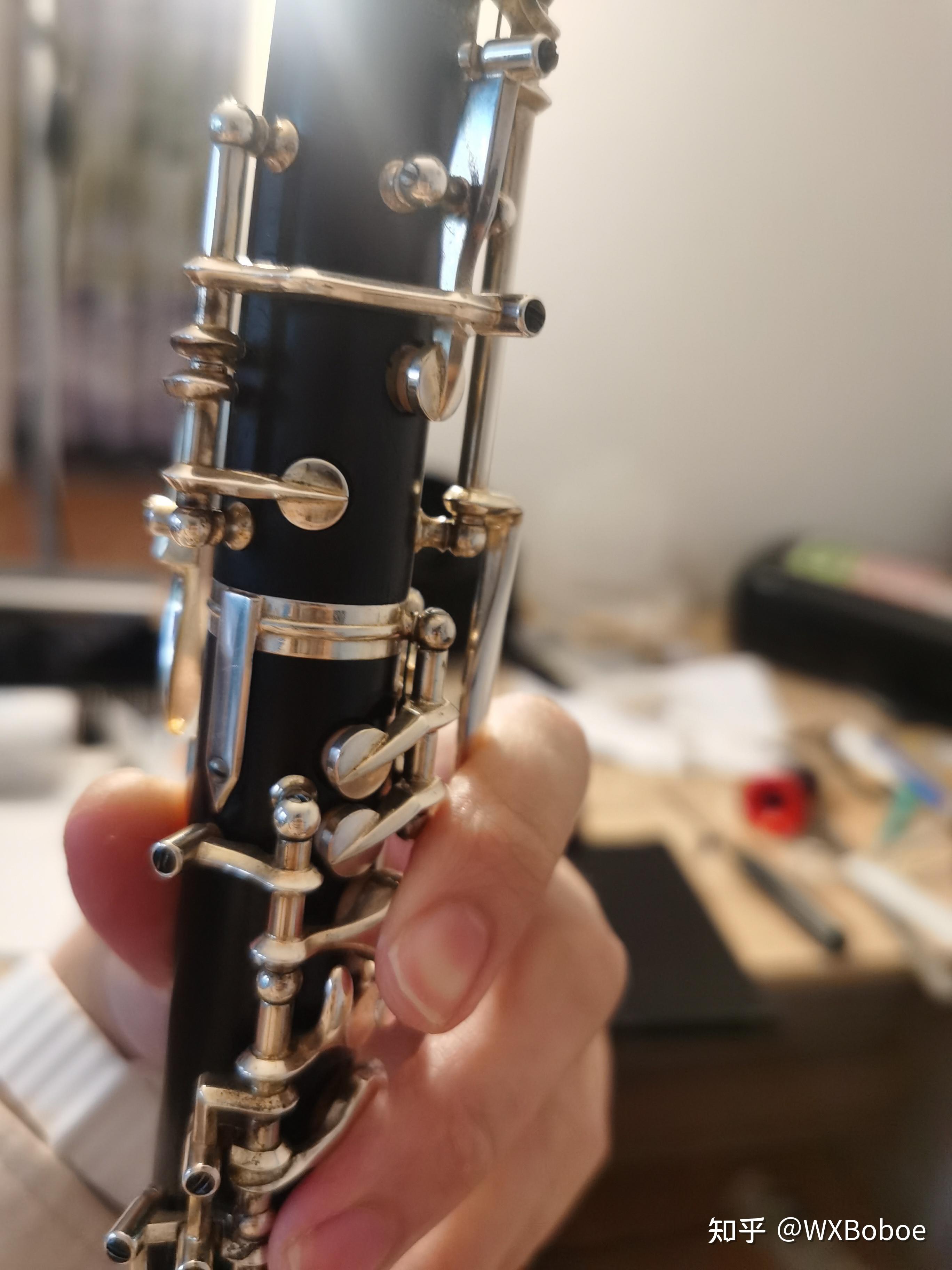 双簧管的两个高音键在哪里?