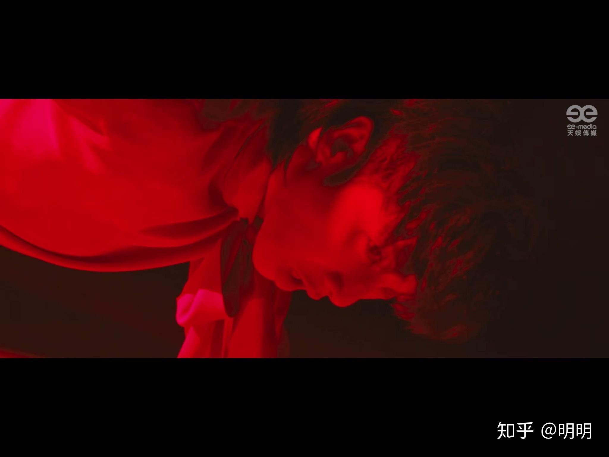 如何评价华晨宇新歌《斗牛》的mv?