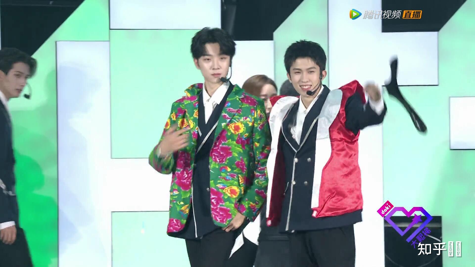 如何评价《创造营2021》doki大爬梯粉丝见面会?