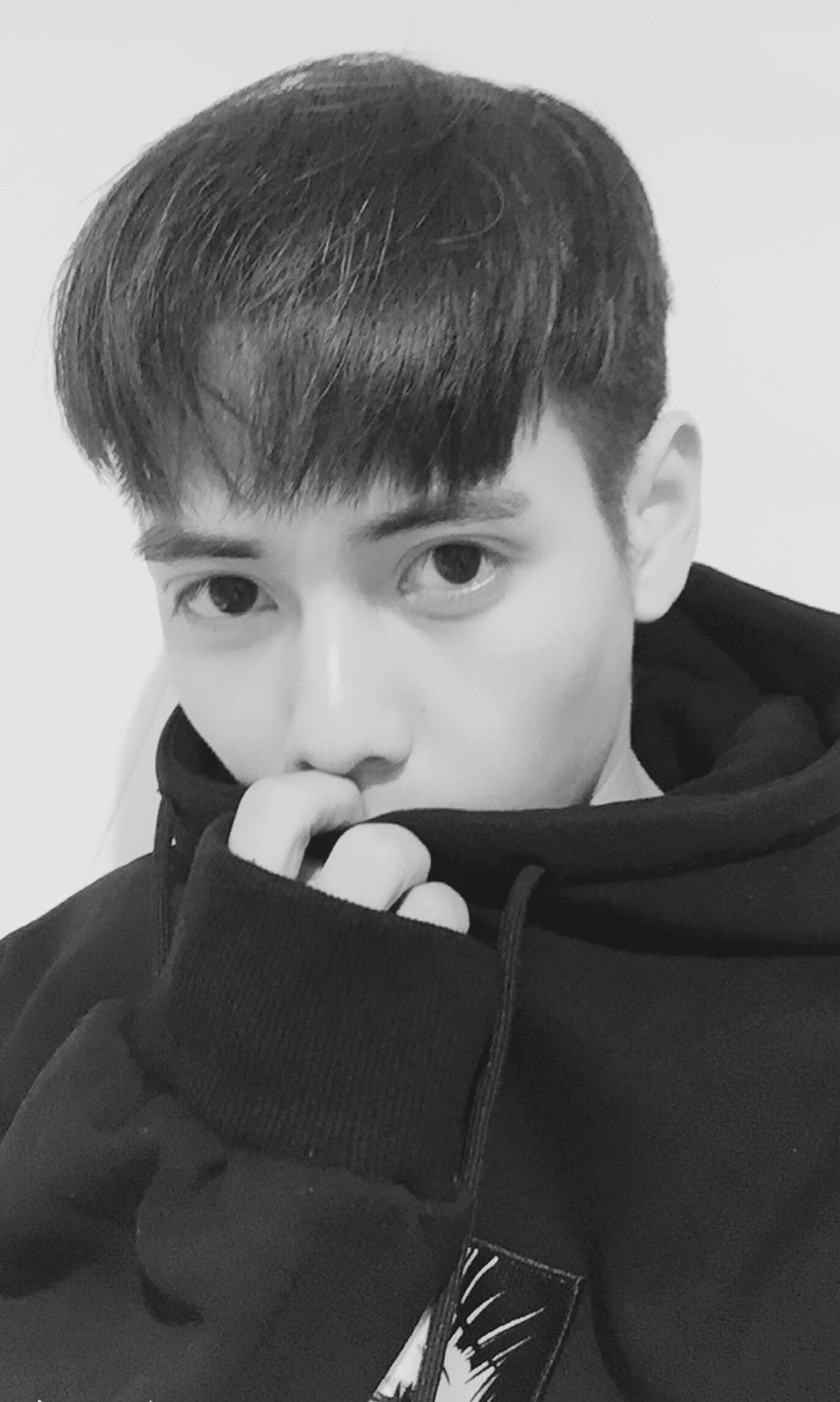 有大眼睛双眼皮和长睫毛是怎样的体验