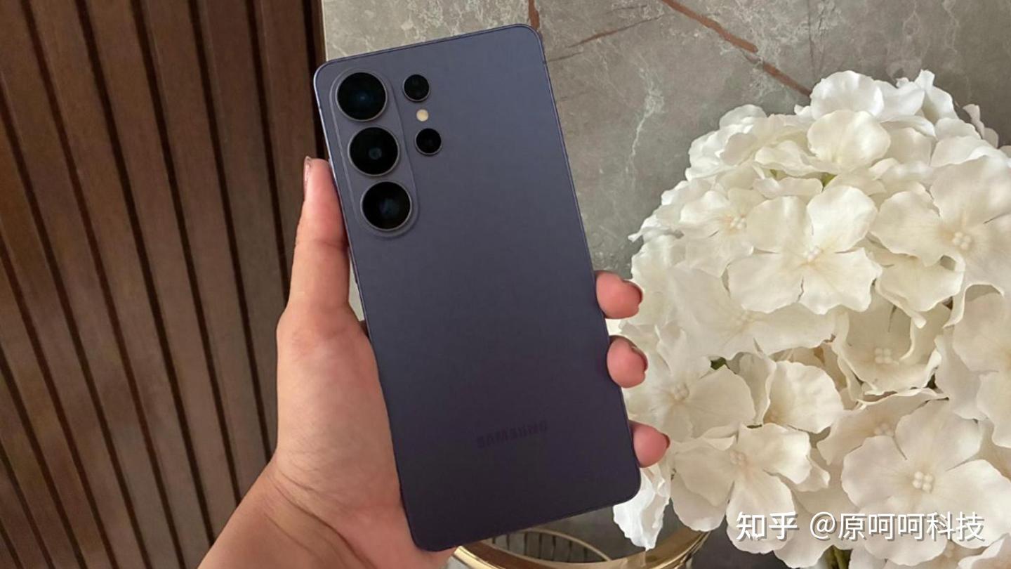 三星Galaxy S26 Ultra真实体验:凭借全新的“隐私屏”和新的设计,配当机皇吗?