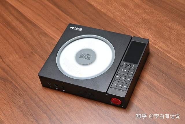 一机多用,有情怀更具实用!乂度CDM-10便携式电子管CD播放机体验