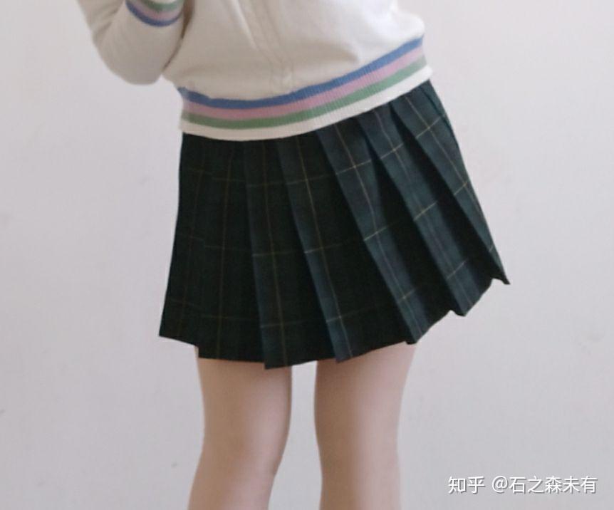 请问这个算炸褶嘛我怎么总感觉怪怪的但是是新裙子第一次穿