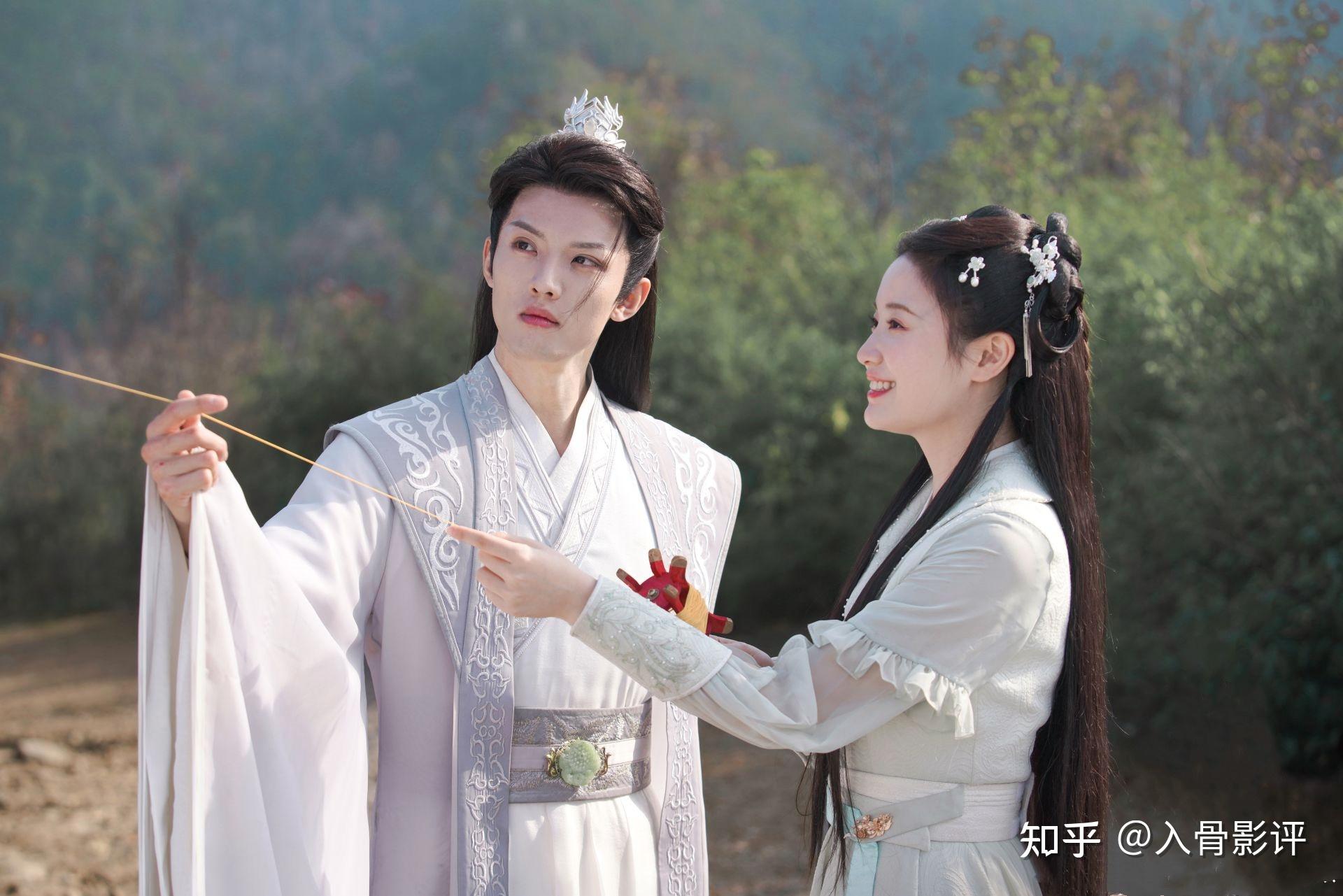 周峻纬首部男主古装剧《孔雀圣使请动心》播出,如何评价?
